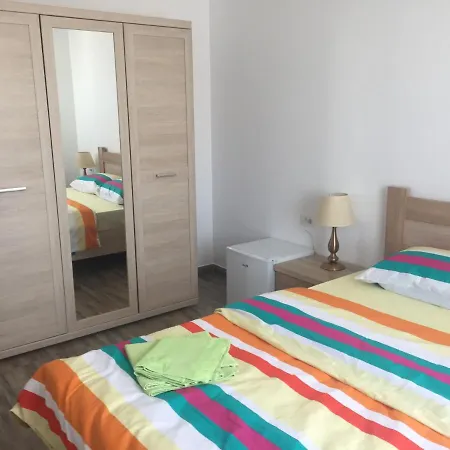 Sunshine Aparthotel