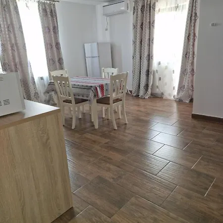 Sunshine Aparthotel Năvodari